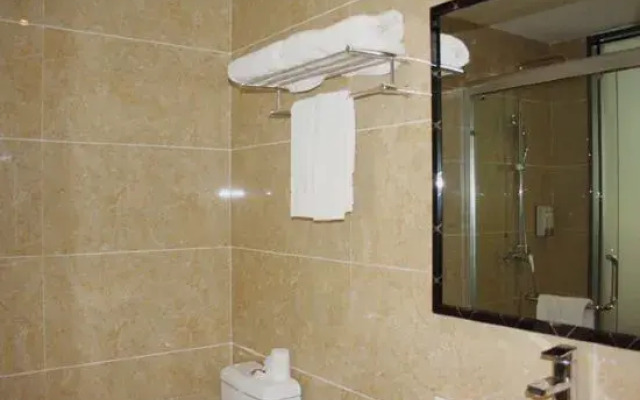 Green Star Hotel