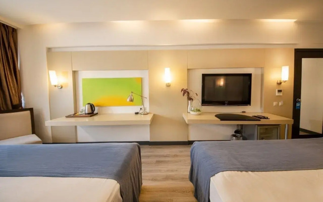 MY Hotel