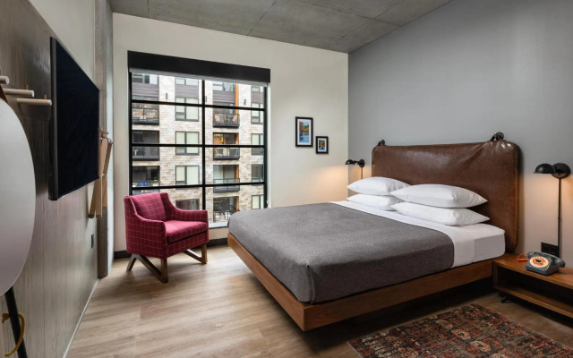 Moxy Minneapolis Downtown