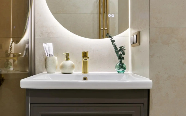 С.утками на улице Благодатной