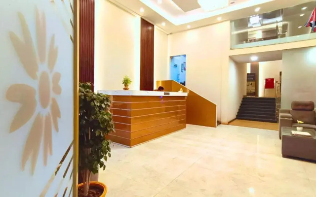 Ayansh Klyde Inn