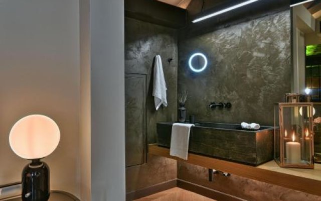 Nikiou Suites Luxury Residence