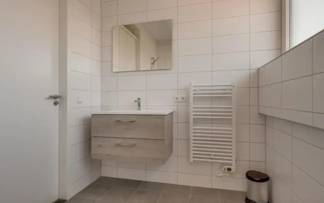 Cozy Holiday Home in a Holiday Park in Zeeland