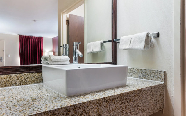 Red Roof Inn Texarkana