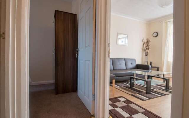 2 bedroom serviced & equipped house