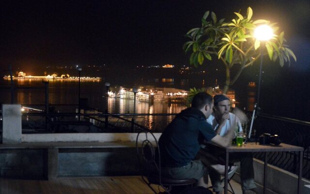 The Lake View Hotel – On Lake Pichola