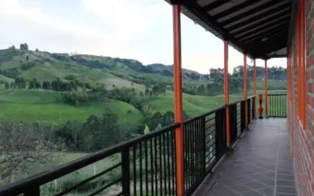 La Fragata Src