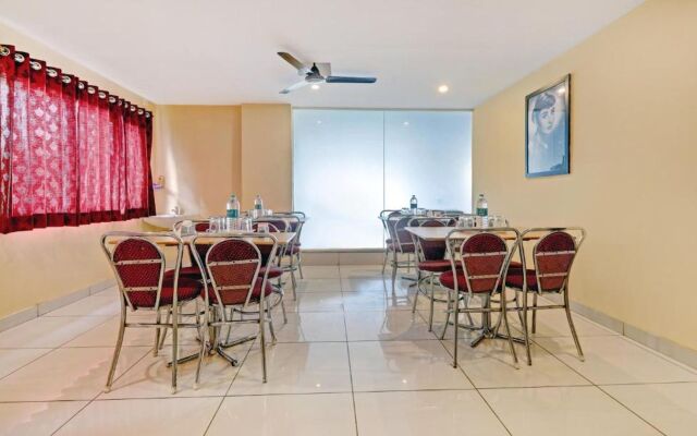 Capital O 19360 Sai Suites Inn