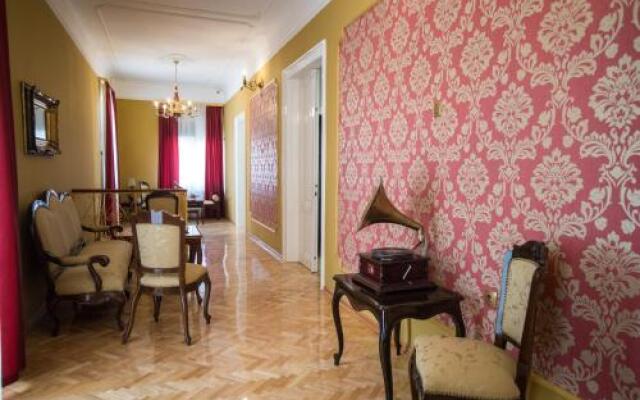 Niš City Center Guest House
