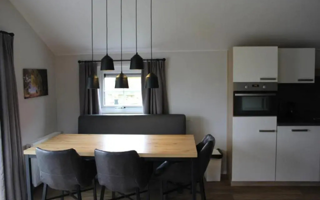 De Bijsselse Enk, Noors chalet 1