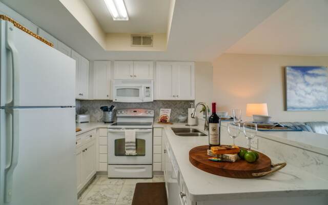 Gulf Dunes Resort by Panhandle Getaways