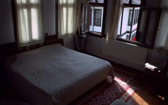 Haci Abdullahlar Konagi