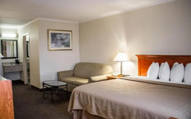 Baymont by Wyndham Youngstown