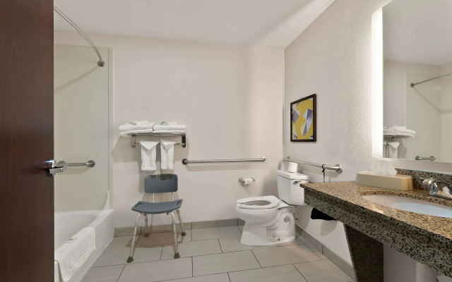 Comfort Suites Bastrop