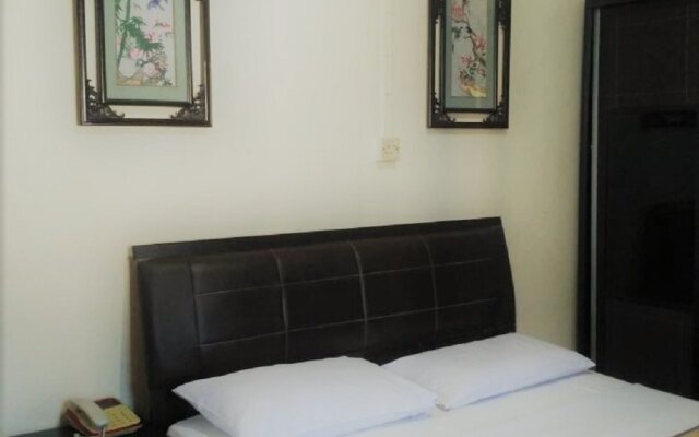 Ang's Hotel