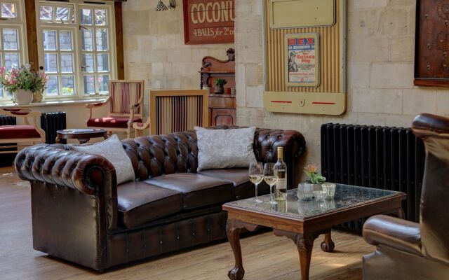 The Moonraker Hotel