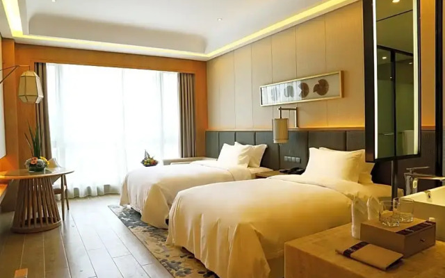 Sanya Harman Hotel