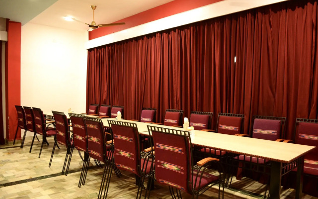 Hotel Dronagiri