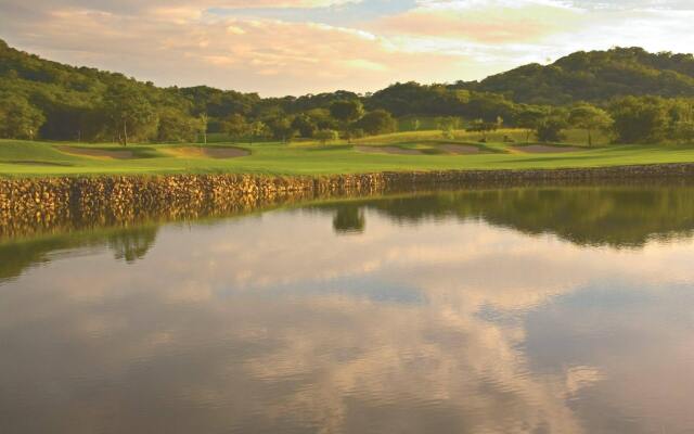 Reserva Conchal Resort - Roble Sabana Complex