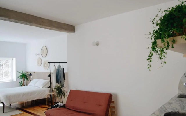 Oxford Green House by LovelyStay