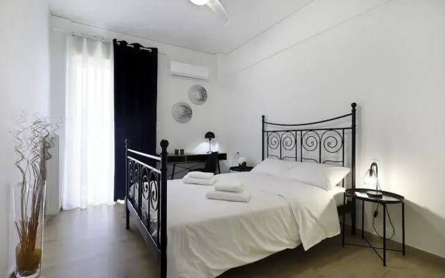 Renaissance City Apartment