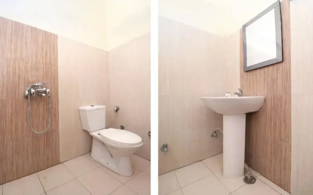 A K Regency Hotel By OYO Rooms