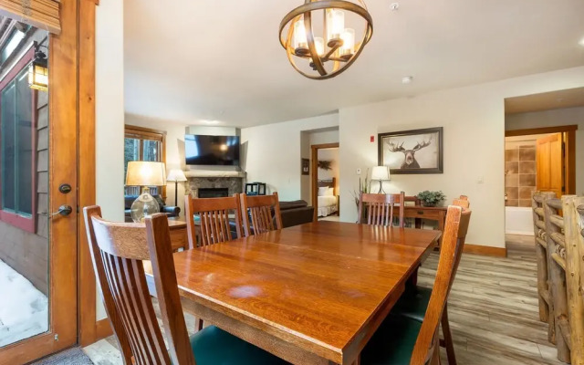 Red Hawk Townhomes by Summit County Mountain Retreats