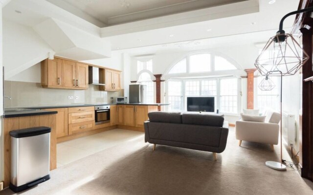 Beautiful open plan apartment Bristol City Centre