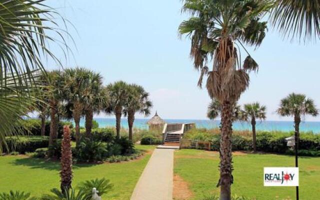 St Lucia 1002 by RealJoy