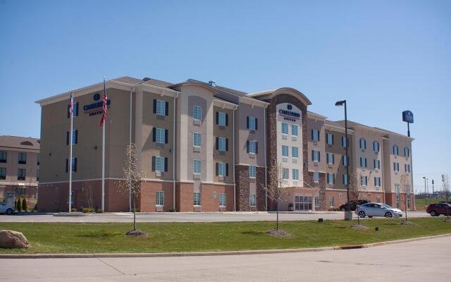 Candlewood Suites Youngstown W I-80 Niles Area, an IHG Hotel