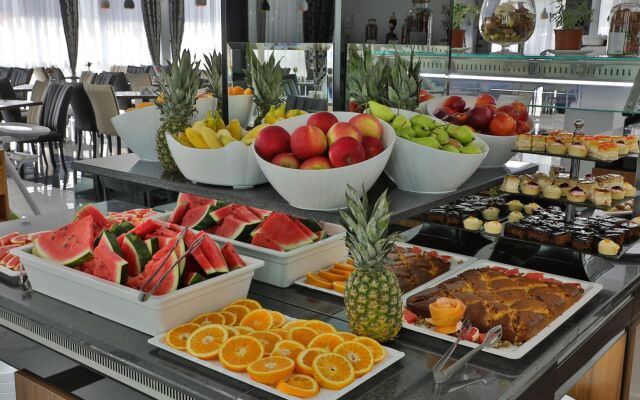 Prestige Deluxe Hotel Aquapark Club