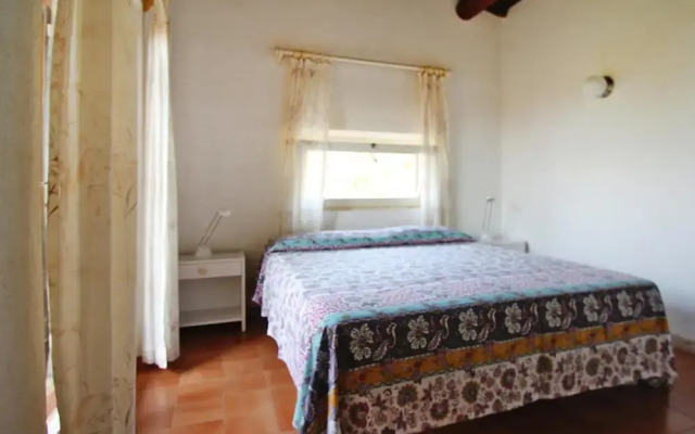 Apartment in Costa Paradiso With Garden