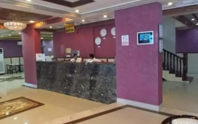Arabian Palm Hotel