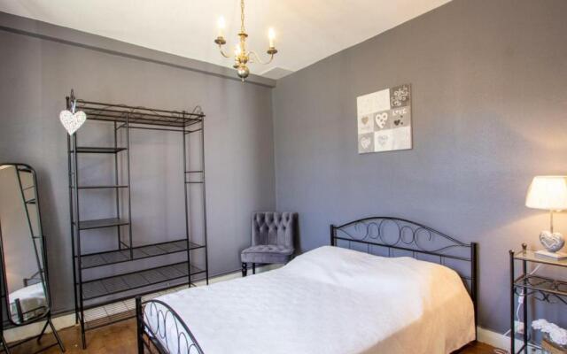 Gãžte Bourdeilles, 4 PiãˆCes, 6 Personnes - Fr-1-616-201