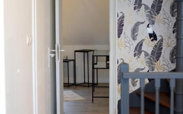 **LA MEZZANINE** Proche Zénith & Centre Ville