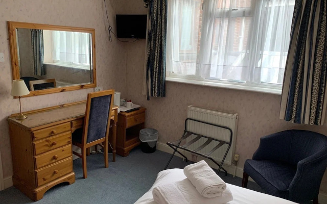 Yelf's Hotel
