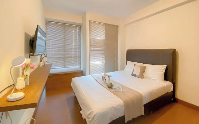 Homey And Good Place Studio At Tifolia Apartment