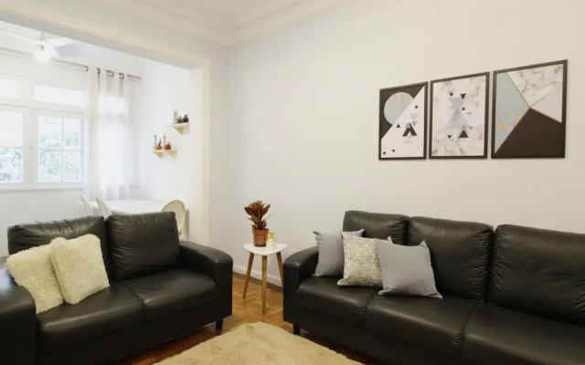 2 Minutes From Copacabana Beach A306