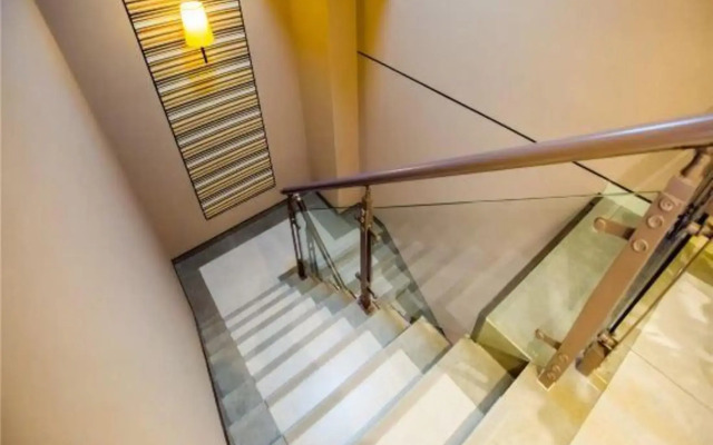 HomeinnPlus (Hohhot Fengzhou Road)