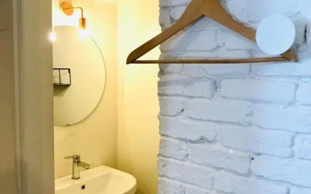 Bacchus Antwerpen - Rooms & Apartments