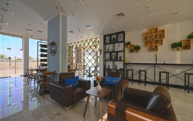 Golden Crown Hotel Al Seeb Muscat