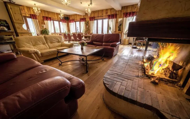 Chalet Les Moineaux : Gites et Chambres d'Hotes