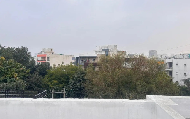 Lime Tree 1BHK Service Apartment