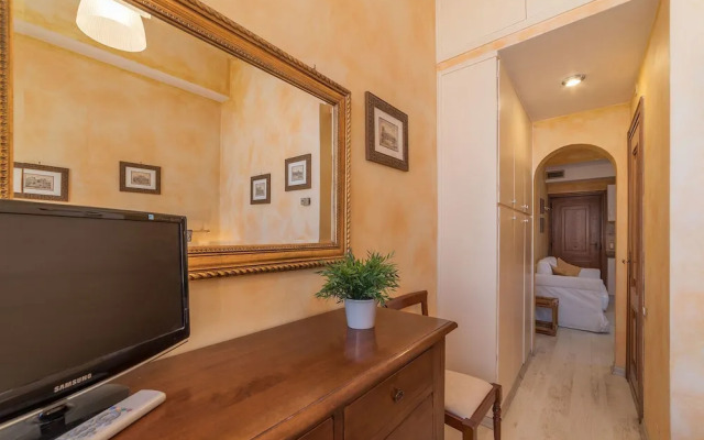 Villa Marignoli Charming Flats