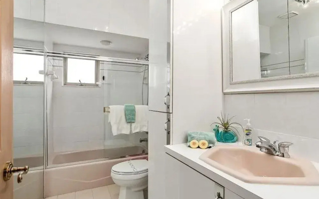 Magnolia Private Home #59999 3 Bedrooms 2 Bathrooms Home by Redawning
