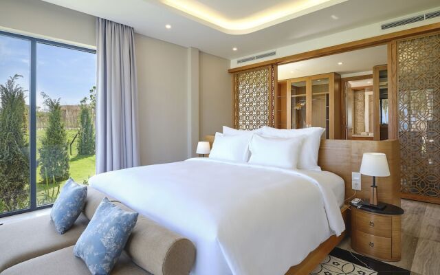 Selectum Noa Resort Cam Ranh