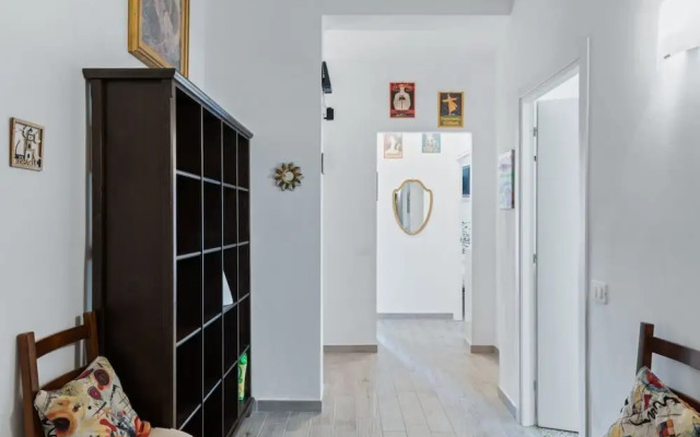 Railway Station Huge & Luminous Apartment x8