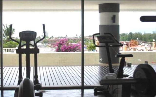 Sunset Plaza Holiday Apartment