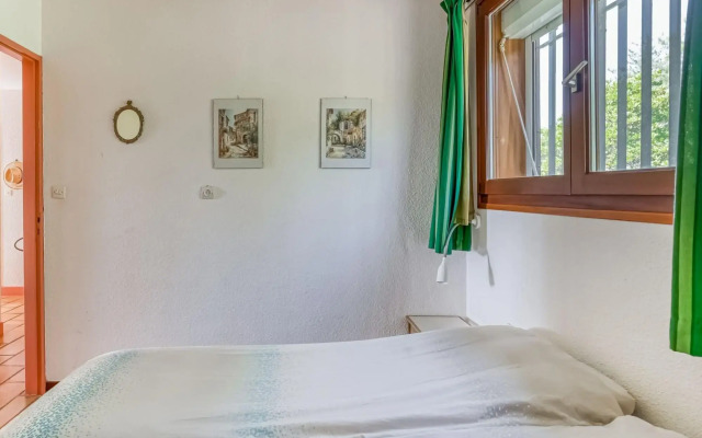 Delightful villa in Prades-sur-Vernazobre with Private Pool