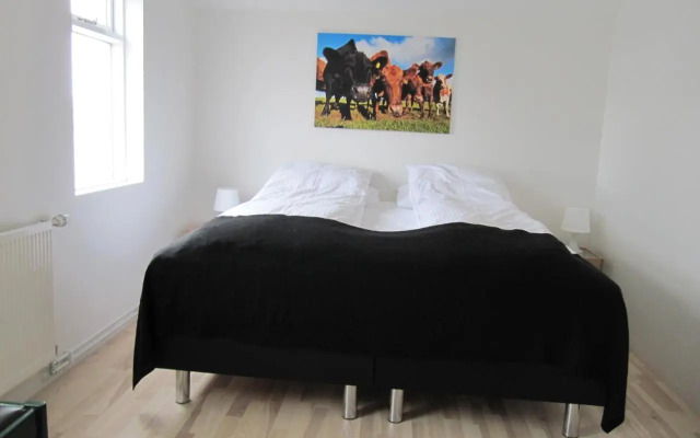 Grand-Inn Bar and Bed